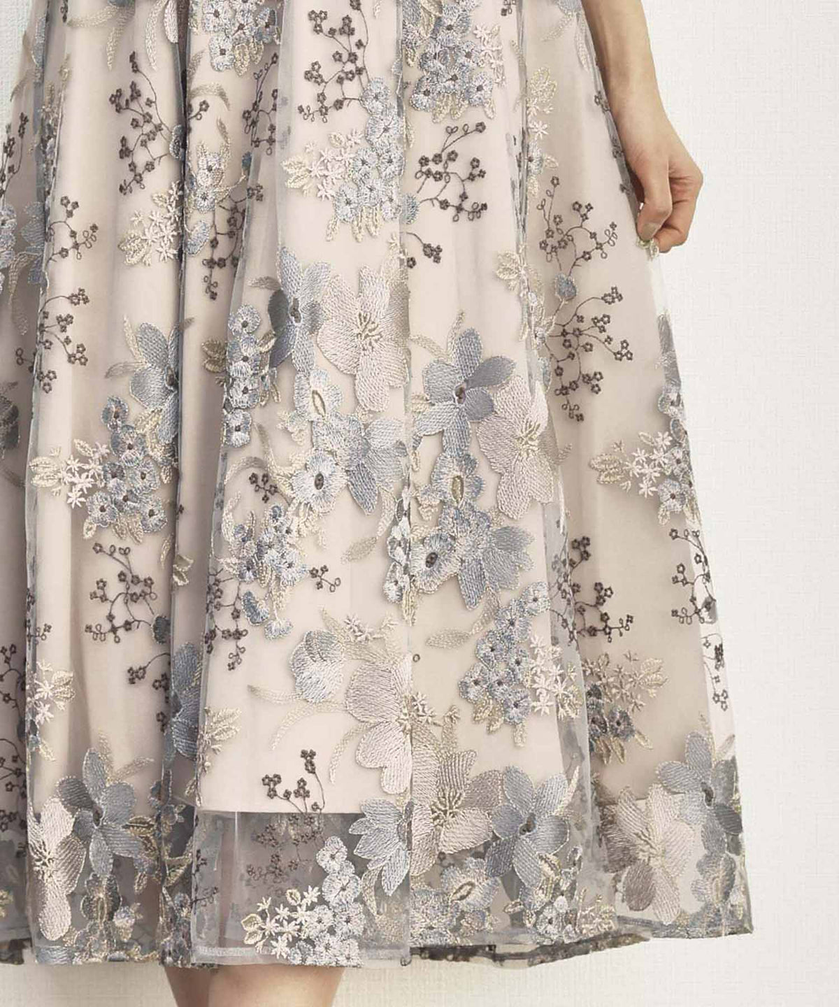 フラワーレース刺繍エンブロイダリーパイピングロング丈フレアワンピースドレス