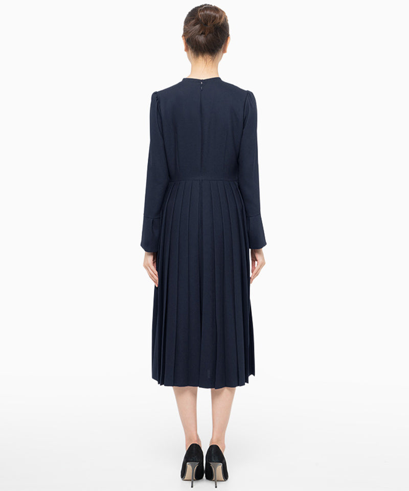 優美に惹きつけるボウタイプリーツワンピースドレス