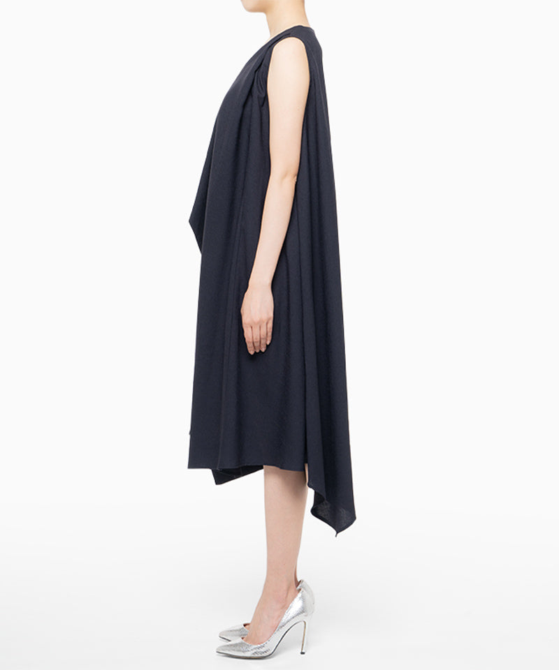 優美に魅せるアシンメトリーイレギュラードレス