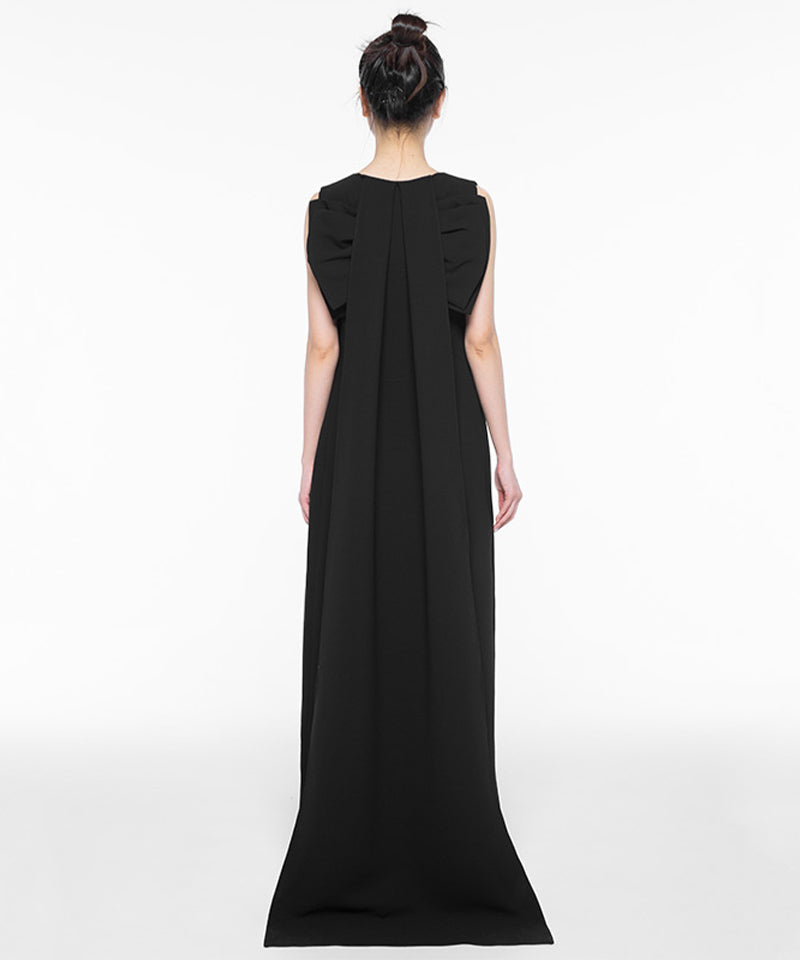 気品あふれるバックリボンマントロングドレス
