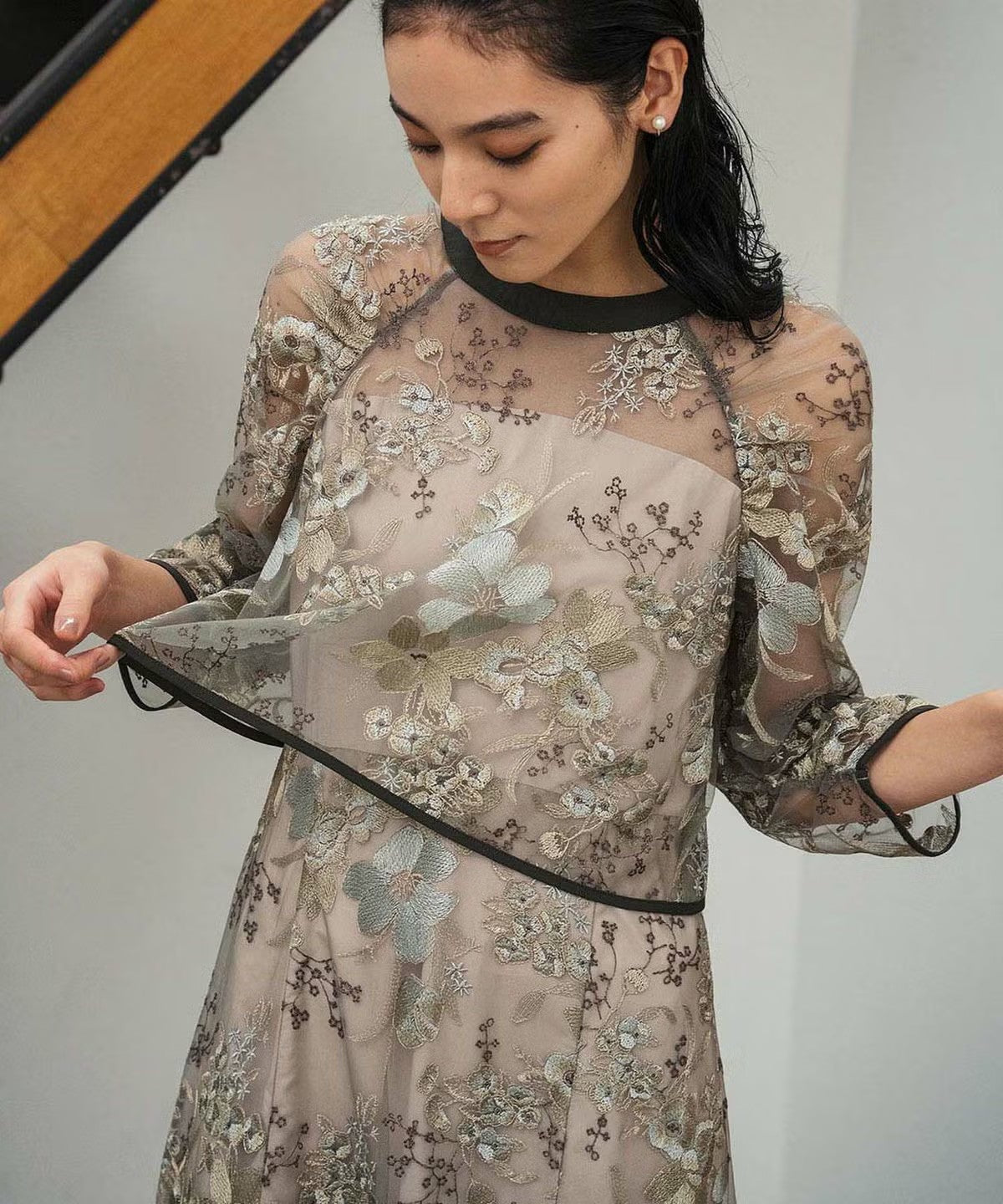 チュール×フラワー刺繍レースボレロドッキングロング丈フレアワンピースドレス