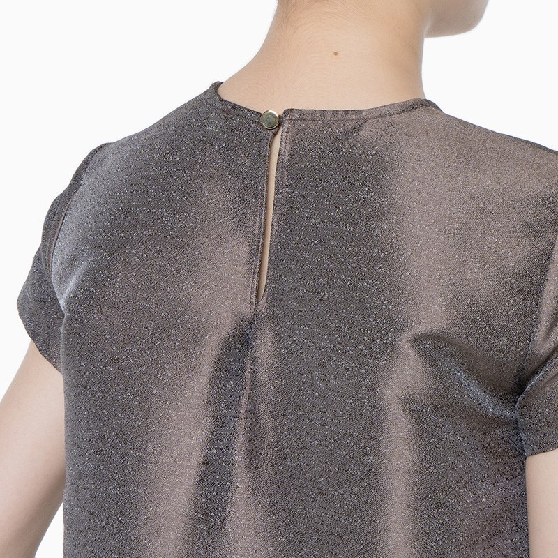 Coosy（クーシ―）ぺプラムブラウス＆テーパードパンツ